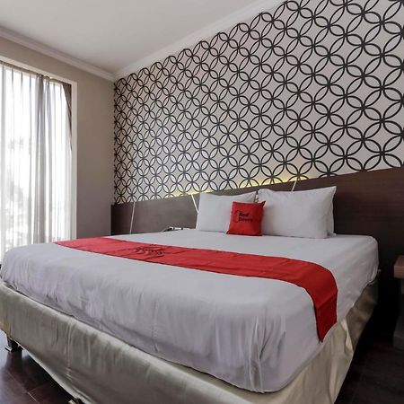 Reddoorz Plus Near Grage City Mall Cirebon Bagian luar foto