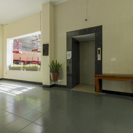 Reddoorz Plus Near Grage City Mall Cirebon Bagian luar foto