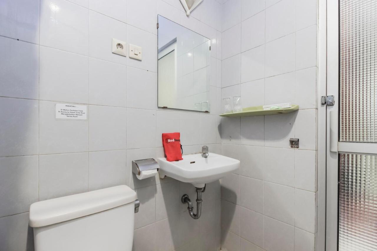 Reddoorz Plus Near Grage City Mall Cirebon Bagian luar foto